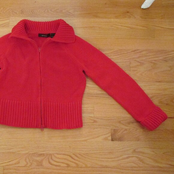 EXPRESS WOMENS SIZE M SWEATER RED ZIP FRONT CARDIGAN W/ COLLAR CHRISTMAS HOLIDAY - Picture 3 of 11